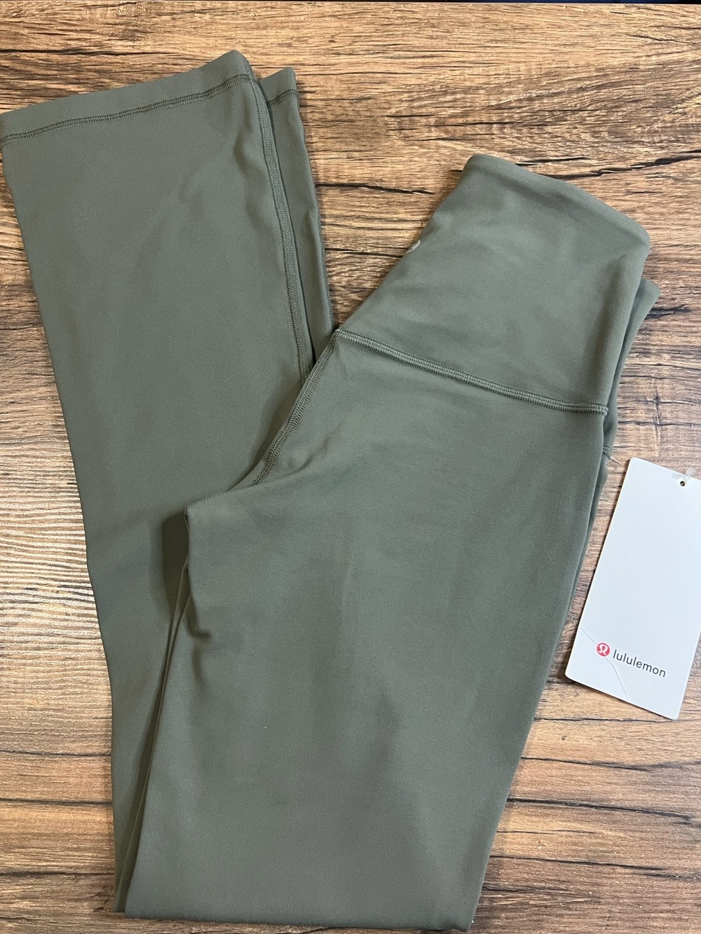 Lululemon Align Mini Flare Pant XShort 28” Grey Sage NWT Size 4 Nulu
